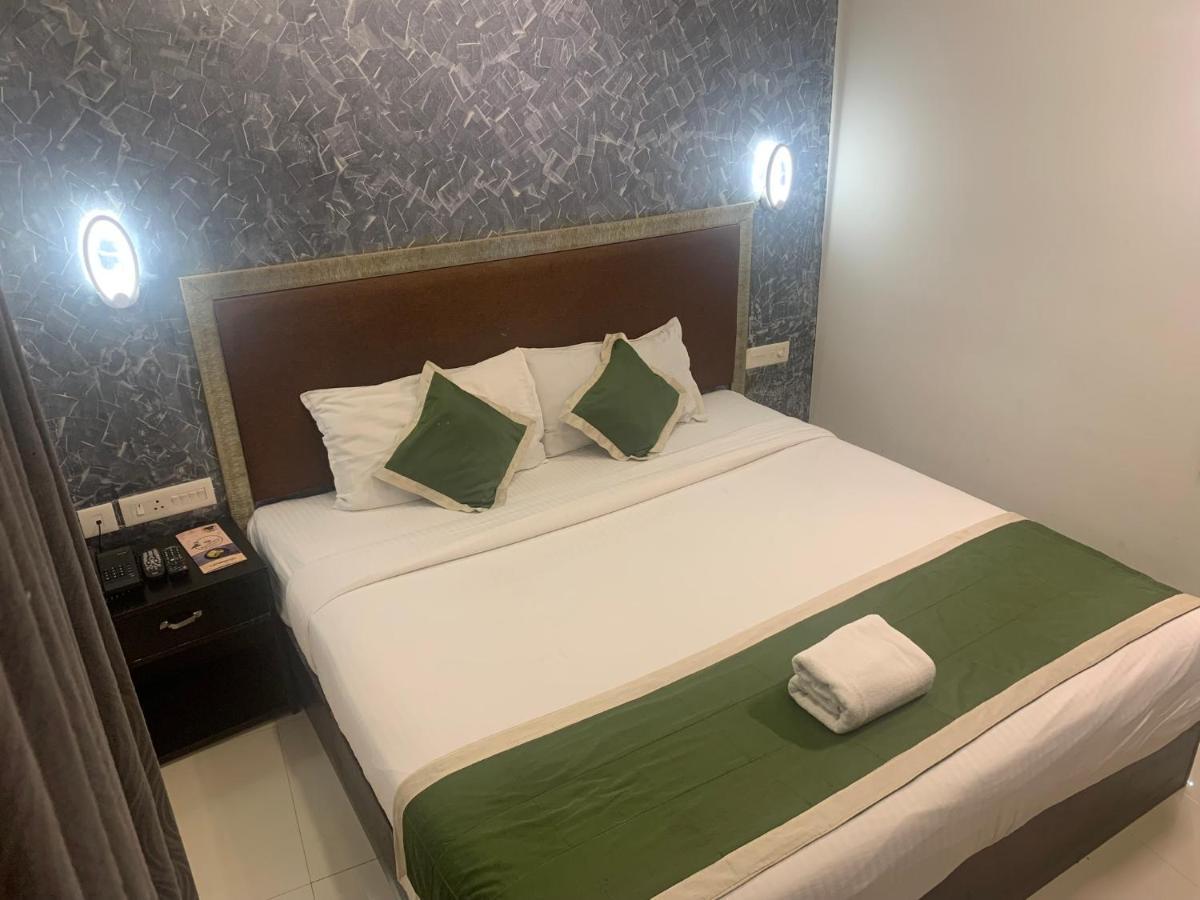 Hotel Greenlife Kochi Kültér fotó